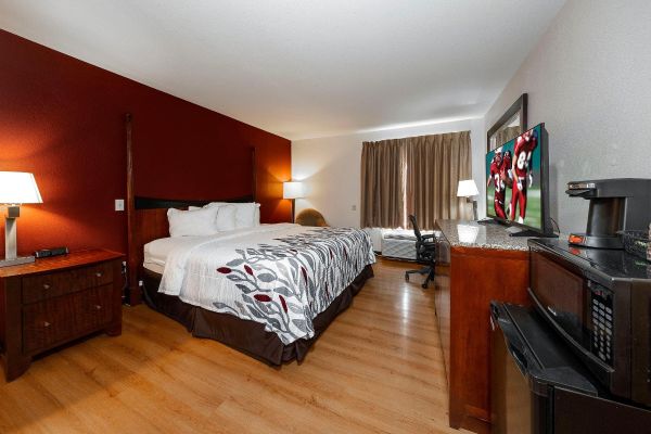 Hotel Red Roof Suites Biloxi